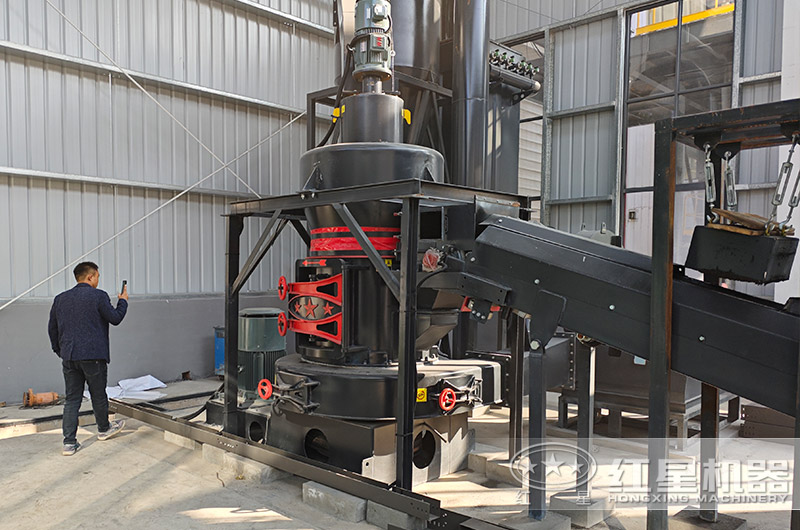 紅星高壓磨粉機(jī)制粉加工客戶(hù)現(xiàn)場(chǎng)實(shí)拍